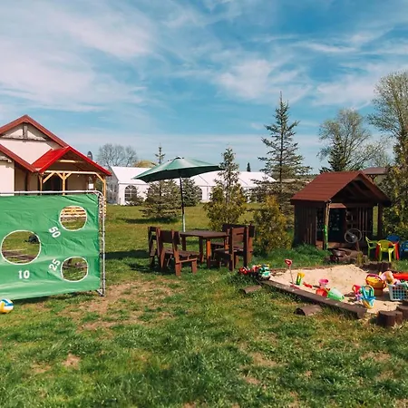 Lesna Oaza Hébergement de vacances Sasino