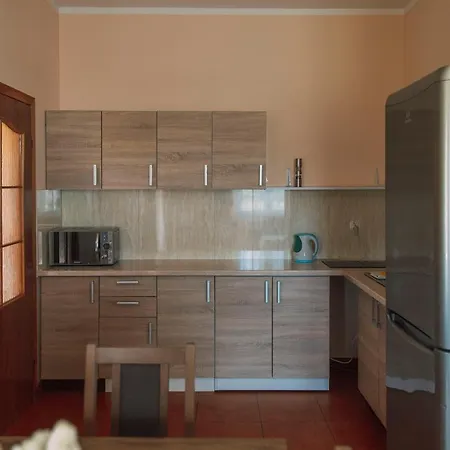 Lesna Oaza Hébergement de vacances Sasino